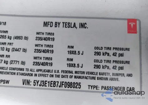 2018 Tesla Model 3 Long Range/Performance z USA, uszkodzony, nr VIN 5YJ3E1EB7JF098025